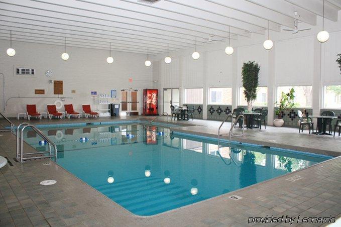 Ramada By Wyndham Bismarck Hotel Faciliteter billede