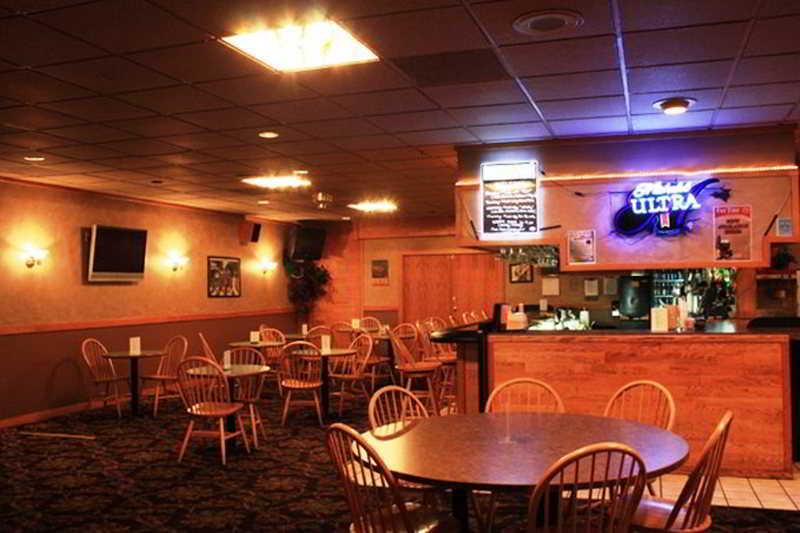 Ramada By Wyndham Bismarck Hotel Restaurant billede